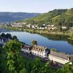 Ferienhaus direkt am Wasser gelegen