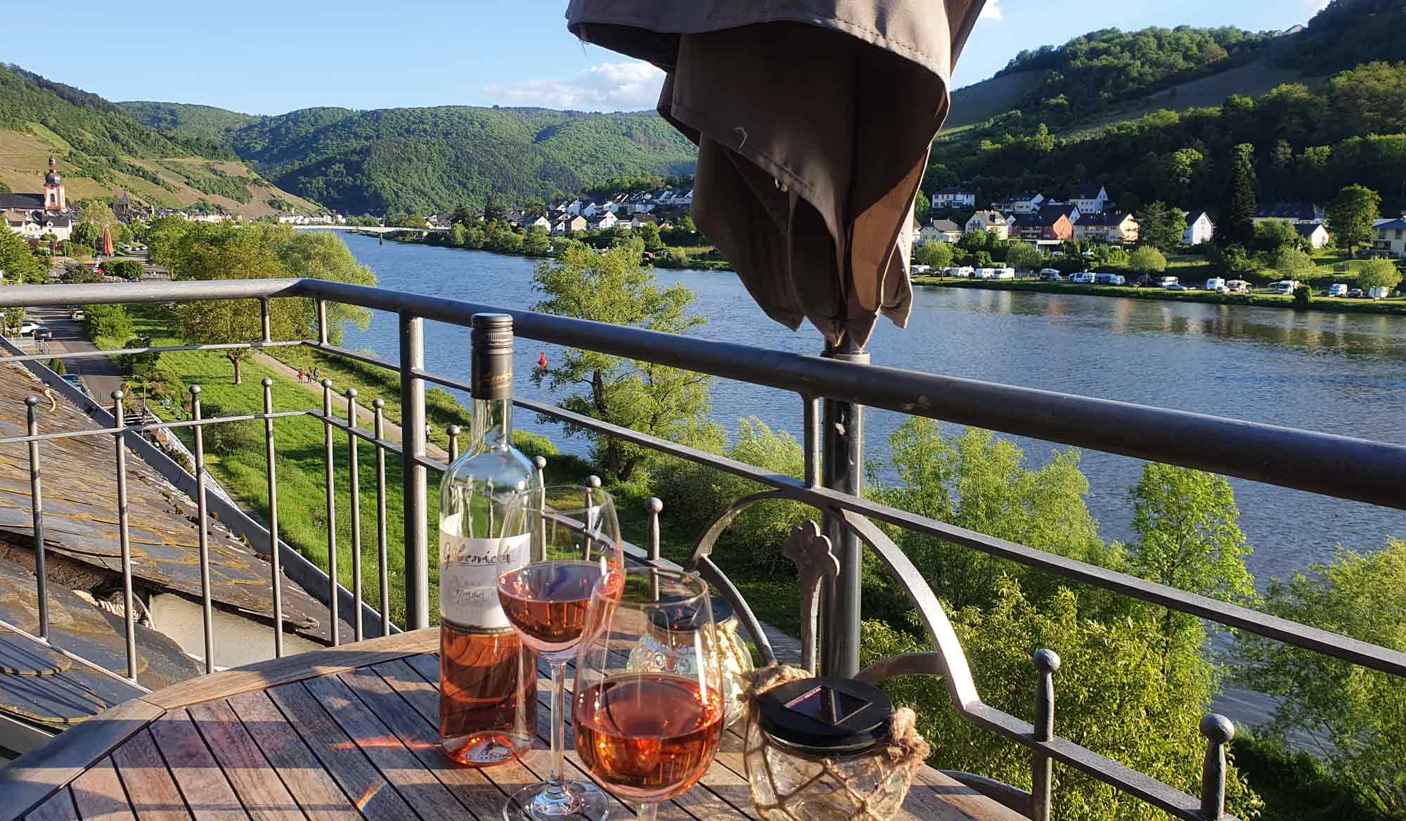 Ferienwohnung in Zell Mosel mit Wasserblick